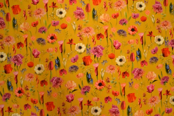jersey digitalprint, blomster i mange farver på gul baggrund