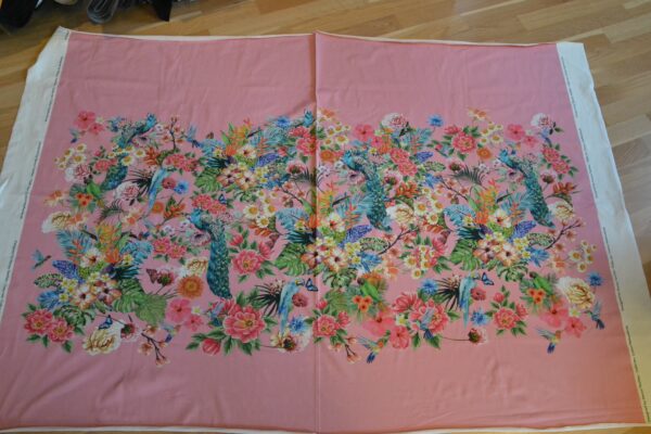 Panel med flot blomster mønster i lyserøde nuancer